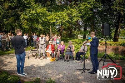 Nieuwe namenmonumenten eren oorlogsslachtoffers in gemeente Elburg - © NWVFoto.nl